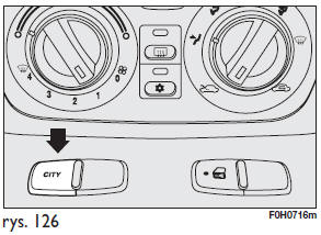 Fiat Idea: Włączenie/Wyłączenie (Funkcja City) - Elektryczne Wspomaganie Kierownicy "Dualdrive" - Deska Rozdzielcza I Sterowanie